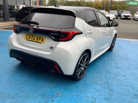 CX72XPA Toyota Yaris 1.5 Hybrid GR Sport 5dr CVT Thumbnail #9
