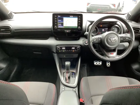 CX72XPA Toyota Yaris 1.5 Hybrid GR Sport 5dr CVT Thumbnail #17