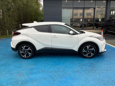 DA72KTE Toyota C-HR 1.8 Hybrid Design 5dr CVT Thumbnail #10