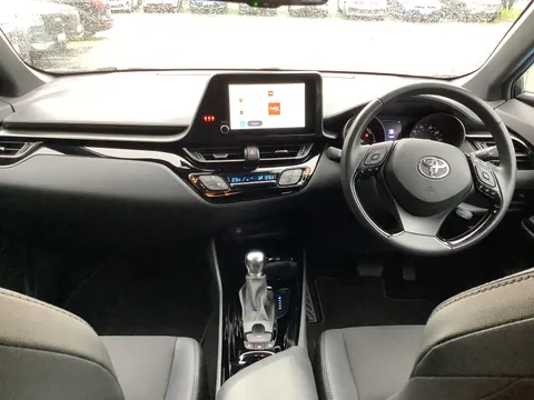 DA72KTE Toyota C-HR 1.8 Hybrid Design 5dr CVT Thumbnail #17