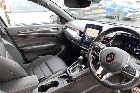 12 of 40 for Renault ARKANA 1.6 E-TECH Hybrid 145 R.S. Line 5dr Auto