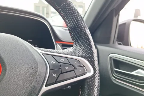 31 of 40 for Renault ARKANA 1.6 E-TECH Hybrid 145 R.S. Line 5dr Auto