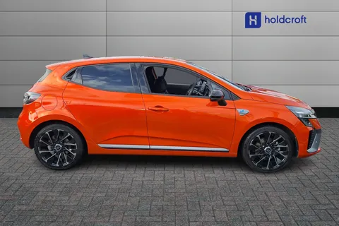 BG73CVR Renault Clio 1.6 E-TECH full hybrid 145 Esprit Alpine 5dr Auto Thumbnail #6