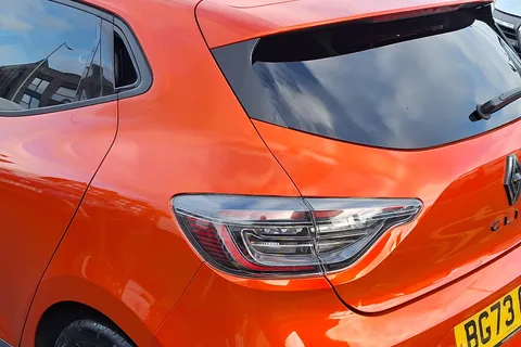 BG73CVR Renault Clio 1.6 E-TECH full hybrid 145 Esprit Alpine 5dr Auto Thumbnail #17
