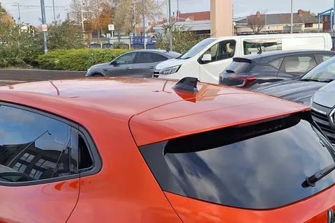 BG73CVR Renault Clio 1.6 E-TECH full hybrid 145 Esprit Alpine 5dr Auto Thumbnail #25