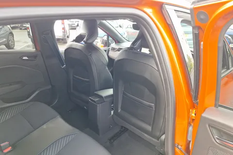 BG73CVR Renault Clio 1.6 E-TECH full hybrid 145 Esprit Alpine 5dr Auto Thumbnail #33