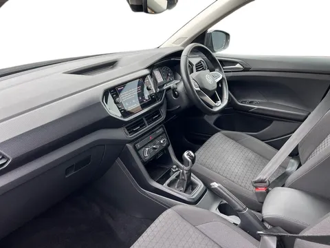 DU22FDF Volkswagen T-Cross 1.0 TSI SE 5dr Thumbnail #18