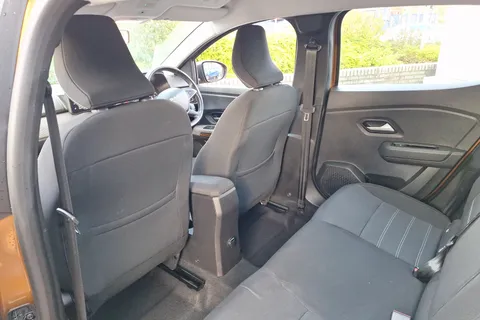 BK23OLV Dacia Sandero Stepway 1.0 TCe Bi-Fuel Journey 5dr Thumbnail #33