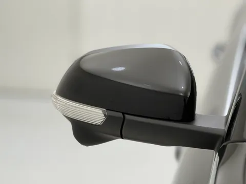 DV25XCA Mg Motor Uk Zs 1.5 Hybrid+ Trophy 5dr Auto Thumbnail #30