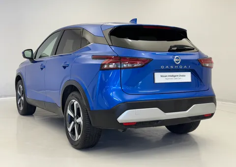 DG22XRS Nissan Qashqai 1.3 DiG-T MH 158 N-Connecta 5dr Xtronic Thumbnail #12