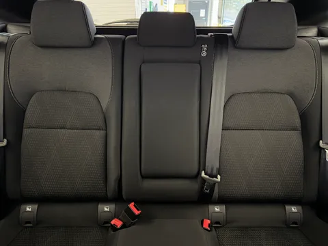 DG22XRS Nissan Qashqai 1.3 DiG-T MH 158 N-Connecta 5dr Xtronic Thumbnail #20