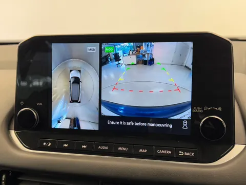 DG22XRS Nissan Qashqai 1.3 DiG-T MH 158 N-Connecta 5dr Xtronic Thumbnail #29