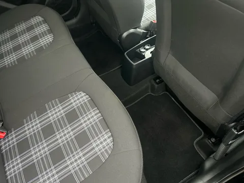 ET24TWP Hyundai i10 1.0 [63] Premium 5dr Auto [Nav] Thumbnail #39