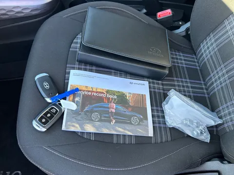 EN24WAO Hyundai i10 1.0 [63] Premium 5dr Auto [Nav] Thumbnail #18