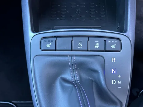 EN24WAO Hyundai i10 1.0 [63] Premium 5dr Auto [Nav] Thumbnail #32