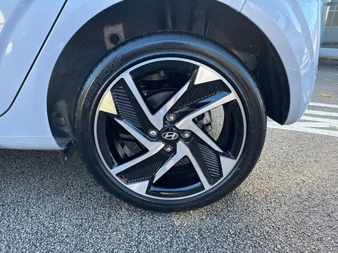 ET24TGE Hyundai i10 1.0 [63] Premium 5dr Auto [Nav] Thumbnail #20