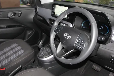 ET24TVC Hyundai i10 1.0 [63] Premium 5dr Auto [Nav] Thumbnail #9