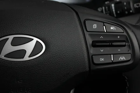 ET24TVC Hyundai i10 1.0 [63] Premium 5dr Auto [Nav] Thumbnail #22