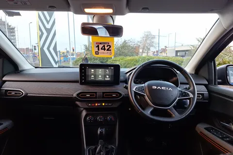 BK73FRJ Dacia Sandero Stepway 1.0 TCe Expression 5dr CVT Thumbnail #4