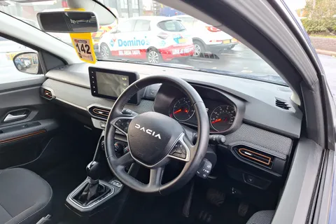 BK73FRJ Dacia Sandero Stepway 1.0 TCe Expression 5dr CVT Thumbnail #34