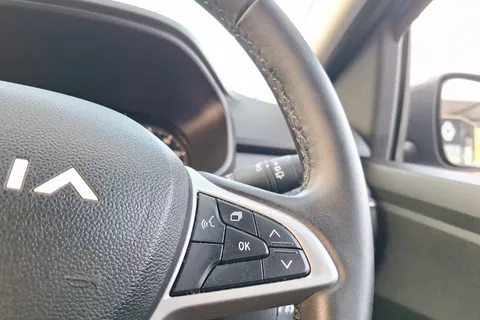 BK73FRJ Dacia Sandero Stepway 1.0 TCe Expression 5dr CVT Thumbnail #37