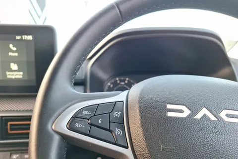 BK73FRJ Dacia Sandero Stepway 1.0 TCe Expression 5dr CVT Thumbnail #36