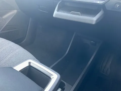 HV72UDJ Renault Megane E-Tech EV60 160kW Equilibre 60kWh Optimum Charge 5dr Auto Thumbnail #20