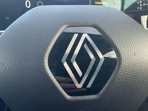 HV72UDJ Renault Megane E-Tech EV60 160kW Equilibre 60kWh Optimum Charge 5dr Auto Thumbnail #28