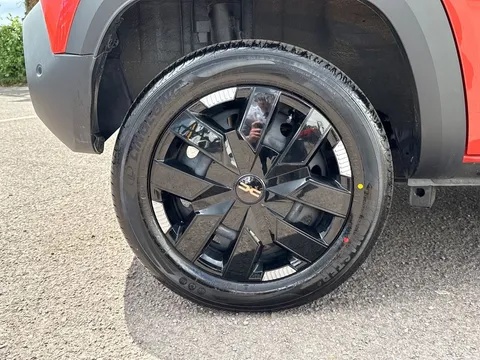 NA74XLG Dacia Spring 27kWh Extreme 65 48kW 5dr Auto Thumbnail #30