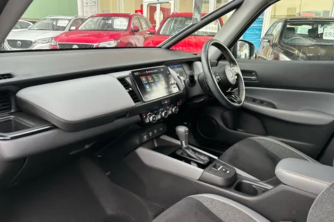 MV73UHO Honda Jazz 1.5 i-MMD Hybrid Advance Sport 5dr eCVT Thumbnail #3