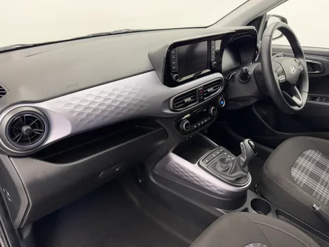 ET24TUA Hyundai i10 1.0 [63] Premium 5dr Auto [Nav] Thumbnail #13