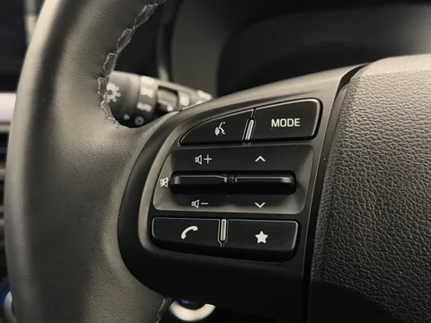 ET24TUA Hyundai i10 1.0 [63] Premium 5dr Auto [Nav] Thumbnail #23