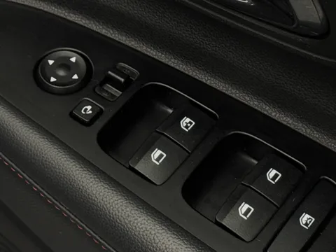 VU23NVD Hyundai i20 1.0T GDi 48V MHD 120 N Line 5dr Thumbnail #18