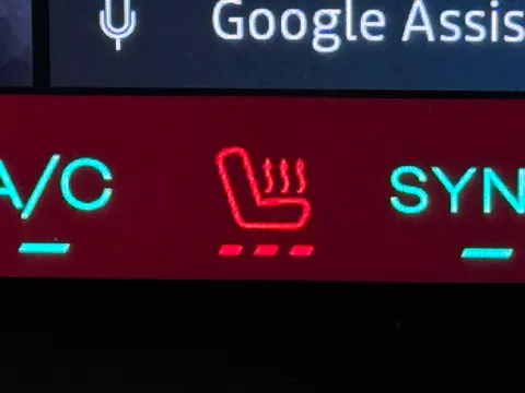 DU74WZJ Renault Scenic E-Tech 160kW Iconic 87kWh Long Range 5dr Auto Thumbnail #26