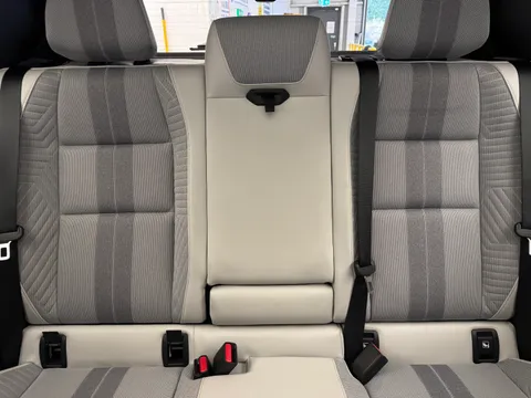 DU74WZJ Renault Scenic E-Tech 160kW Iconic 87kWh Long Range 5dr Auto Thumbnail #30