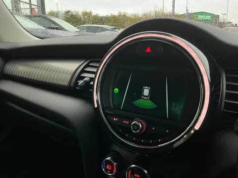 YL68JHA Mini Hatchback 1.5 Cooper Exclusive II 3dr Thumbnail #17