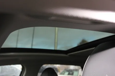 DA73GMX Hyundai Tucson 1.6 TGDi Ultimate 5dr 2WD Thumbnail #11