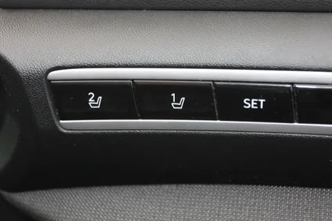 DA73GMX Hyundai Tucson 1.6 TGDi Ultimate 5dr 2WD Thumbnail #19