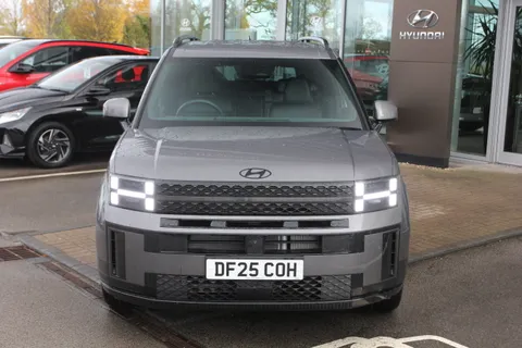 DF25COH Hyundai Santa Fe 1.6 TGDi Plug-in Hybrid Calligraphy 5dr 4WD Auto Thumbnail #3