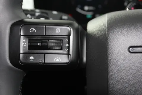 DF25COH Hyundai Santa Fe 1.6 TGDi Plug-in Hybrid Calligraphy 5dr 4WD Auto Thumbnail #28