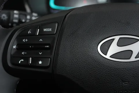 ET24TVL Hyundai i10 1.0 [63] Premium 5dr Auto [Nav] Thumbnail #19