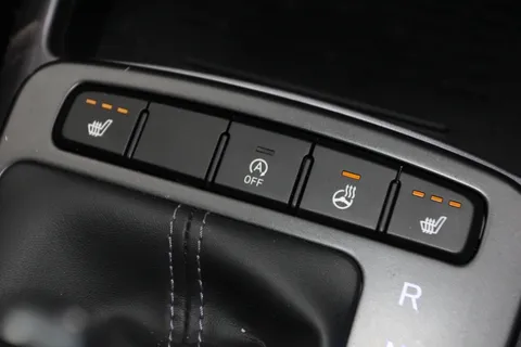 ET24TVL Hyundai i10 1.0 [63] Premium 5dr Auto [Nav] Thumbnail #24