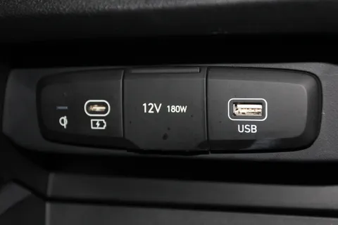 ET24TVL Hyundai i10 1.0 [63] Premium 5dr Auto [Nav] Thumbnail #25