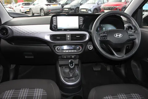 ET24TWN Hyundai i10 1.0 [63] Premium 5dr Auto [Nav] Thumbnail #12