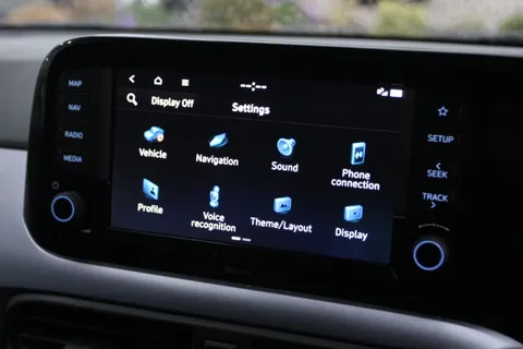 ET24THX Hyundai i10 1.0 [63] Premium 5dr Auto [Nav] Thumbnail #17