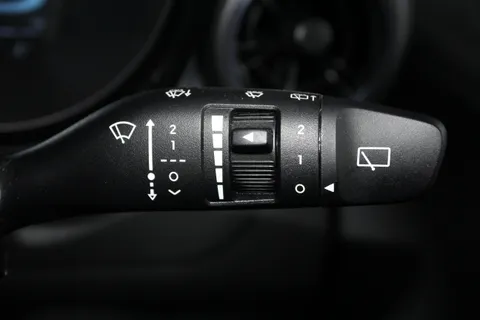 ET24TSO Hyundai i10 1.0 [63] Premium 5dr Auto [Nav] Thumbnail #25