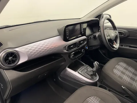 ET24NUW Hyundai i10 1.0 [63] Premium 5dr Auto [Nav] Thumbnail #12