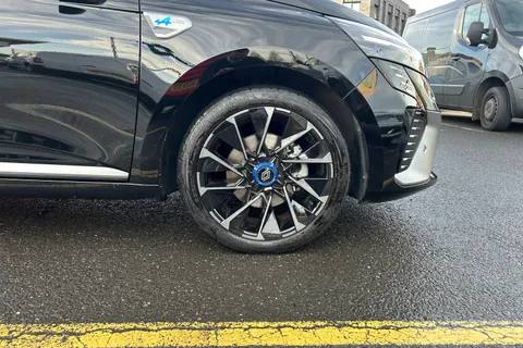 VN24ZGC Renault Clio 1.6 E-TECH full hybrid 145 Esprit Alpine 5dr Auto Thumbnail #5