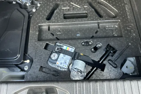 VN24ZGC Renault Clio 1.6 E-TECH full hybrid 145 Esprit Alpine 5dr Auto Thumbnail #26