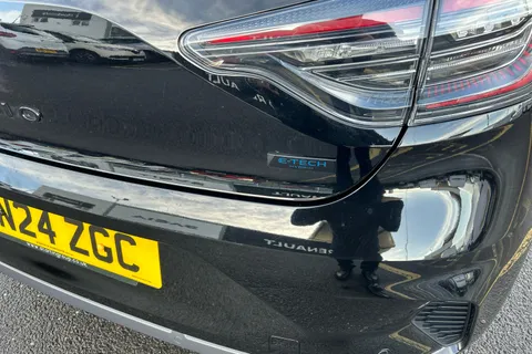 VN24ZGC Renault Clio 1.6 E-TECH full hybrid 145 Esprit Alpine 5dr Auto Thumbnail #38